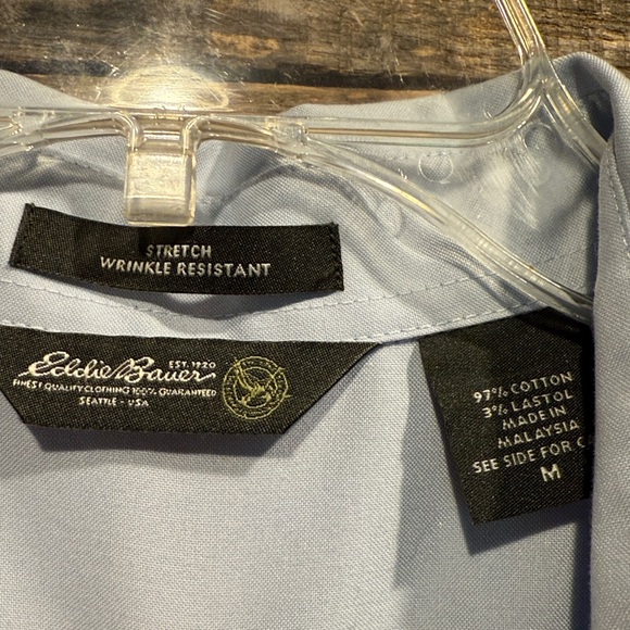 💰BOGO FREE Ladies’ EB Button Down Top - Picture 6 of 6